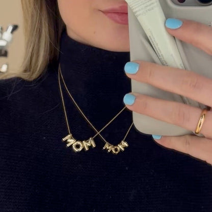 MOM Kette