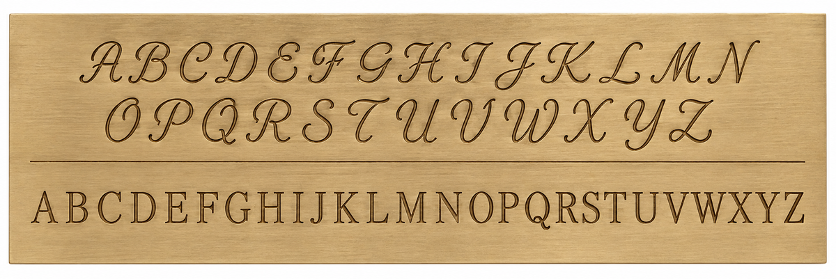 Schriftarten für die Gravur: Druckschrift und Schreibschrift